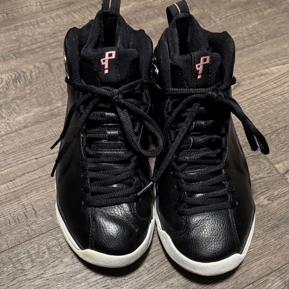 Nike Black and White Men's Sneakers